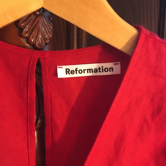 Reformation Rodin Dress in red wrap shirt sleeve - Picture 6 of 8